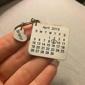 Custom Engraved Calendar Keychain Heart Key Ring Save the Date Keychain Creative Gift